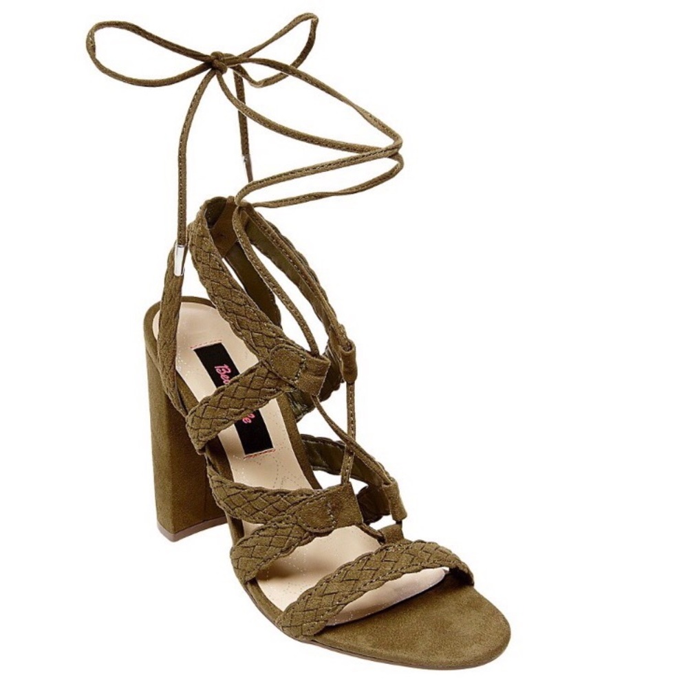 ☘️💚B E T S E Y V I L L E  GLADIATOR SANDALS💚☘️